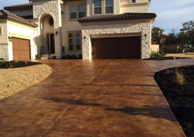 residential-stained-concrete-driveway-custom-build-1